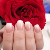 Cần gấp thợ nails